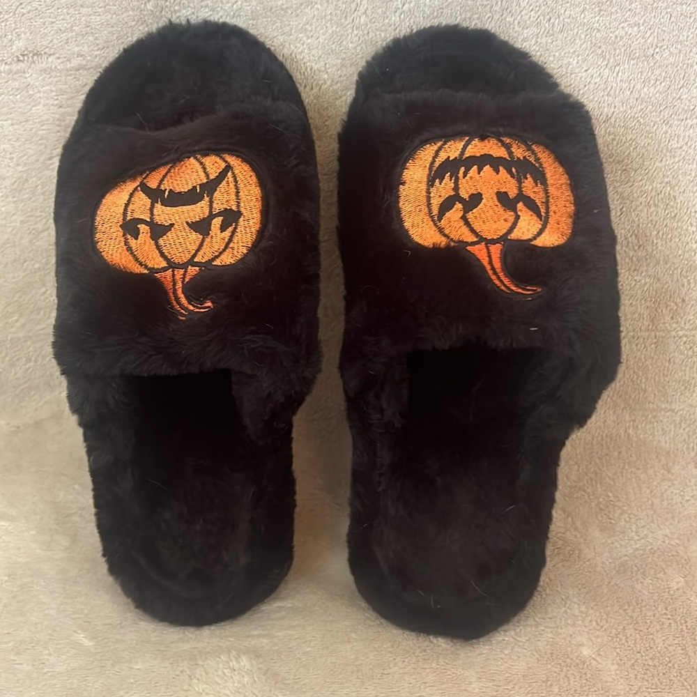 NEW Killstar 12 O’Clock Slippers